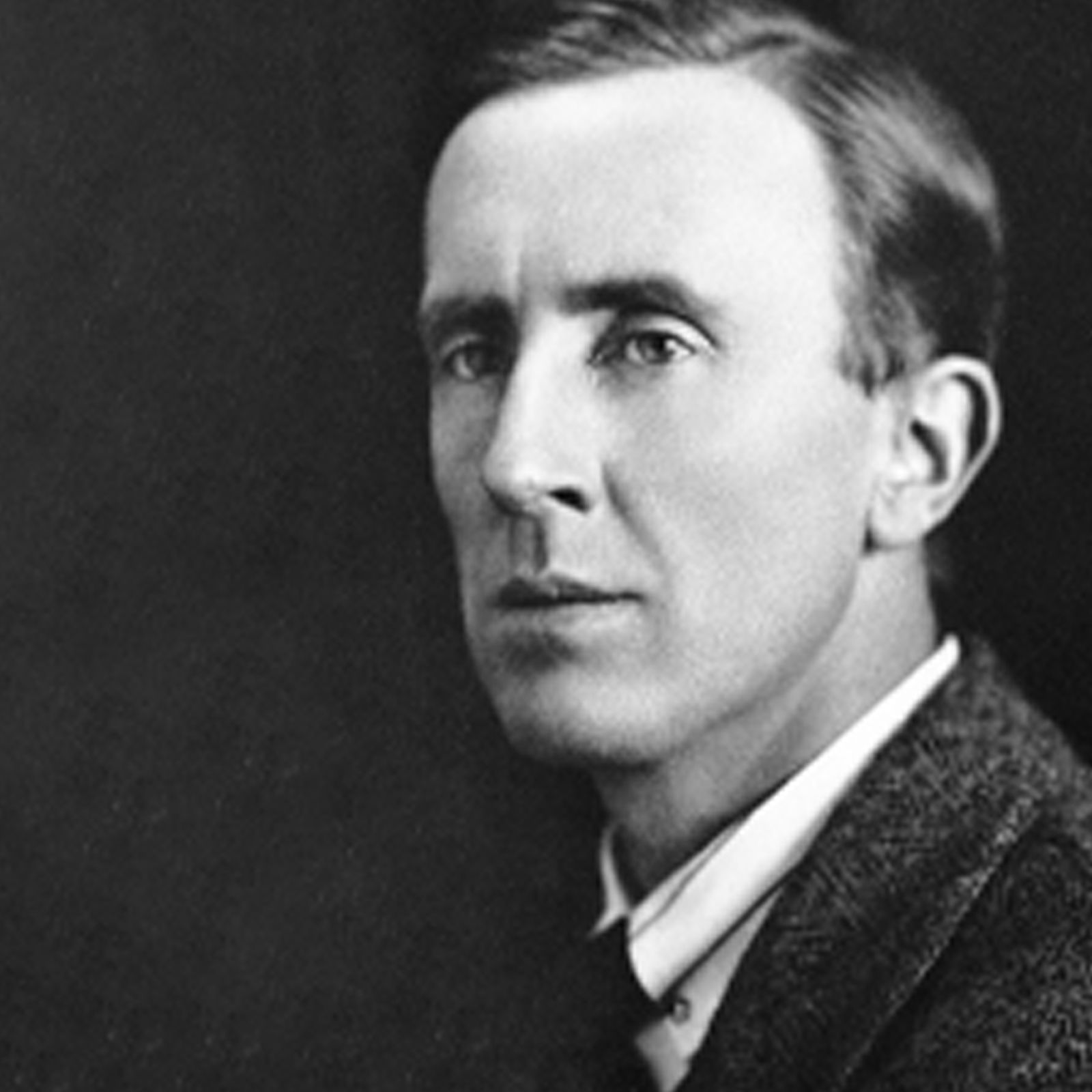 J.R.R. Tolkien's Detached Aesthetics I Dr. Rebekah Lamb J.R.R. Tolkien's Detached Aesthetics I Dr. Rebekah Lamb